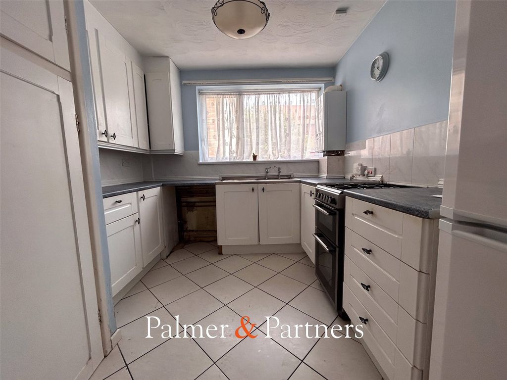 Property photo 2 of 7 Picture No. 05