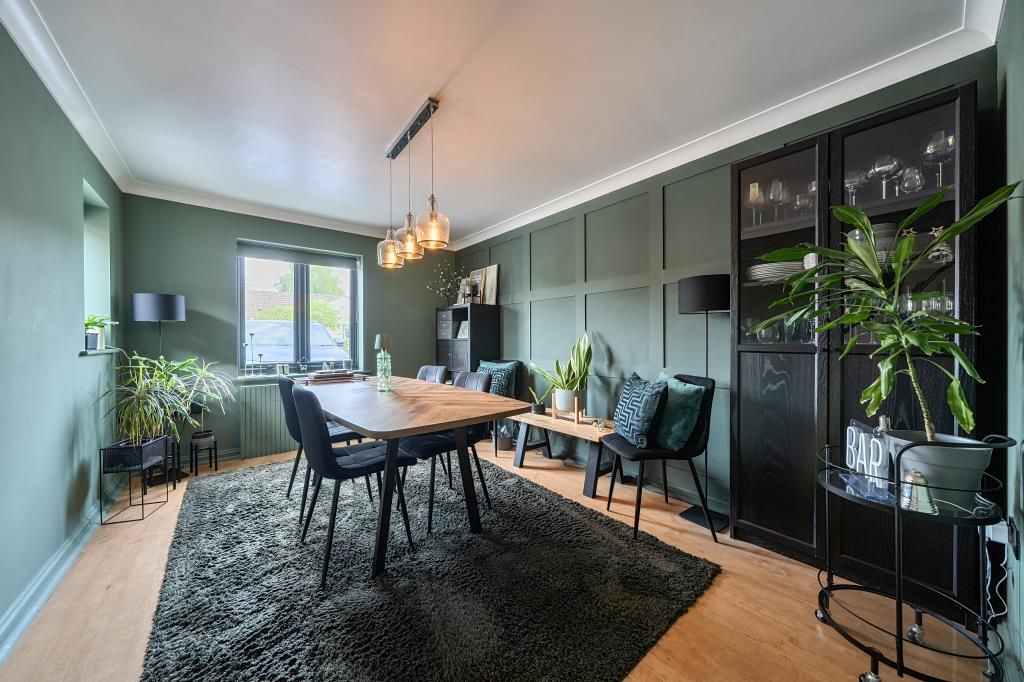 Property photo 3 of 23 Dining Room
