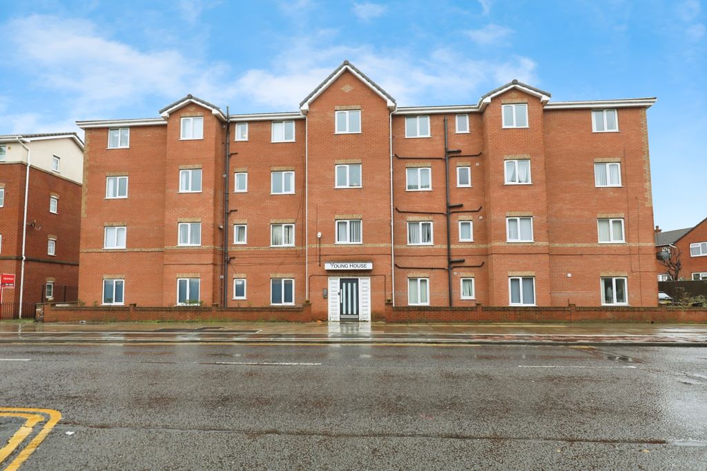 Property photo 1 of 15 Front View