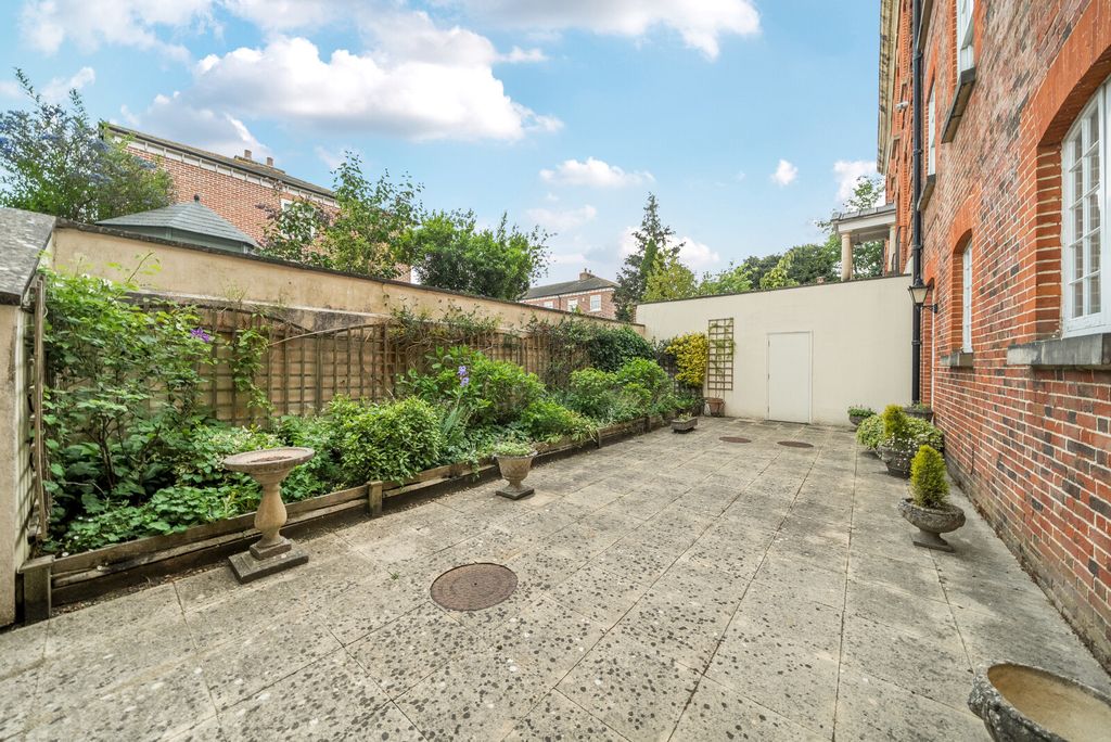 Property photo 2 of 12 2-68234F1Ae650A-1...