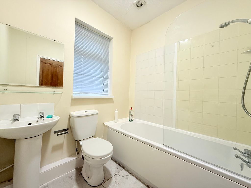 Property photo 3 of 4 Image