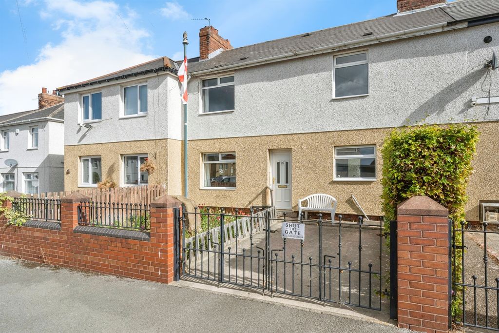 Property photo 1 of 17