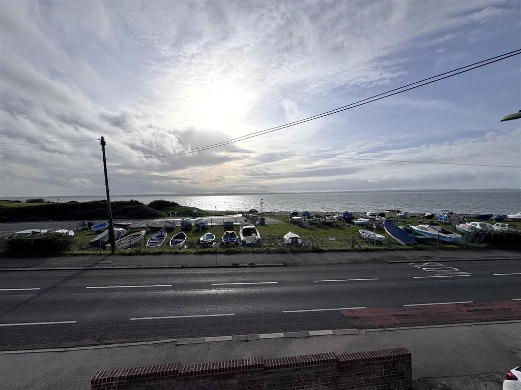 Property photo 2 of 17 Img_9858.Jpeg