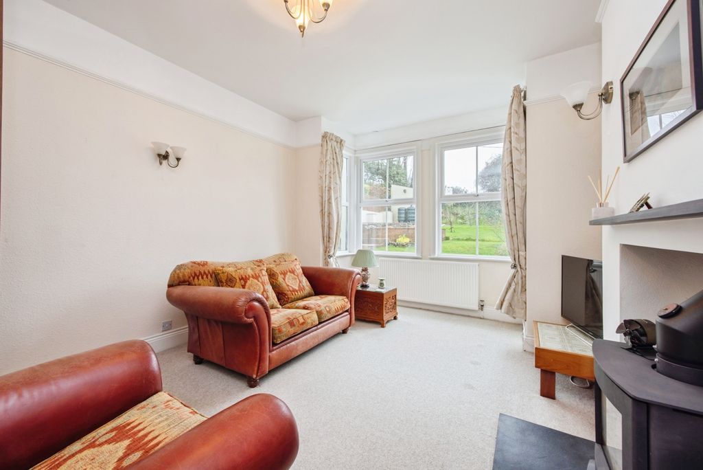 Property photo 3 of 24 Pbox-Img.Jpg