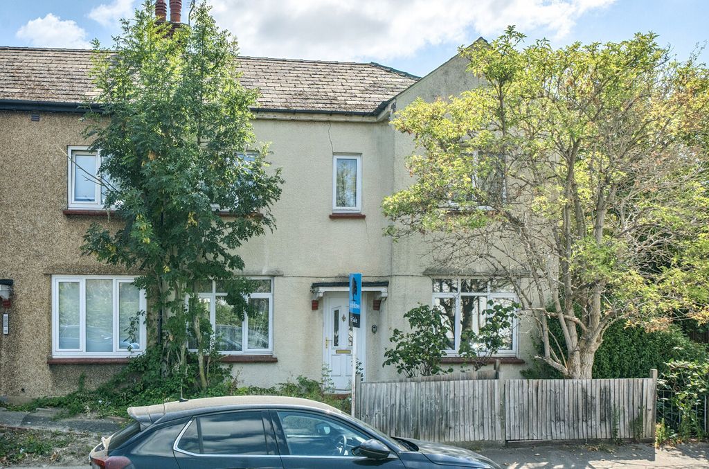 Property photo 1 of 18 1508015-1-6A7B0F3...
