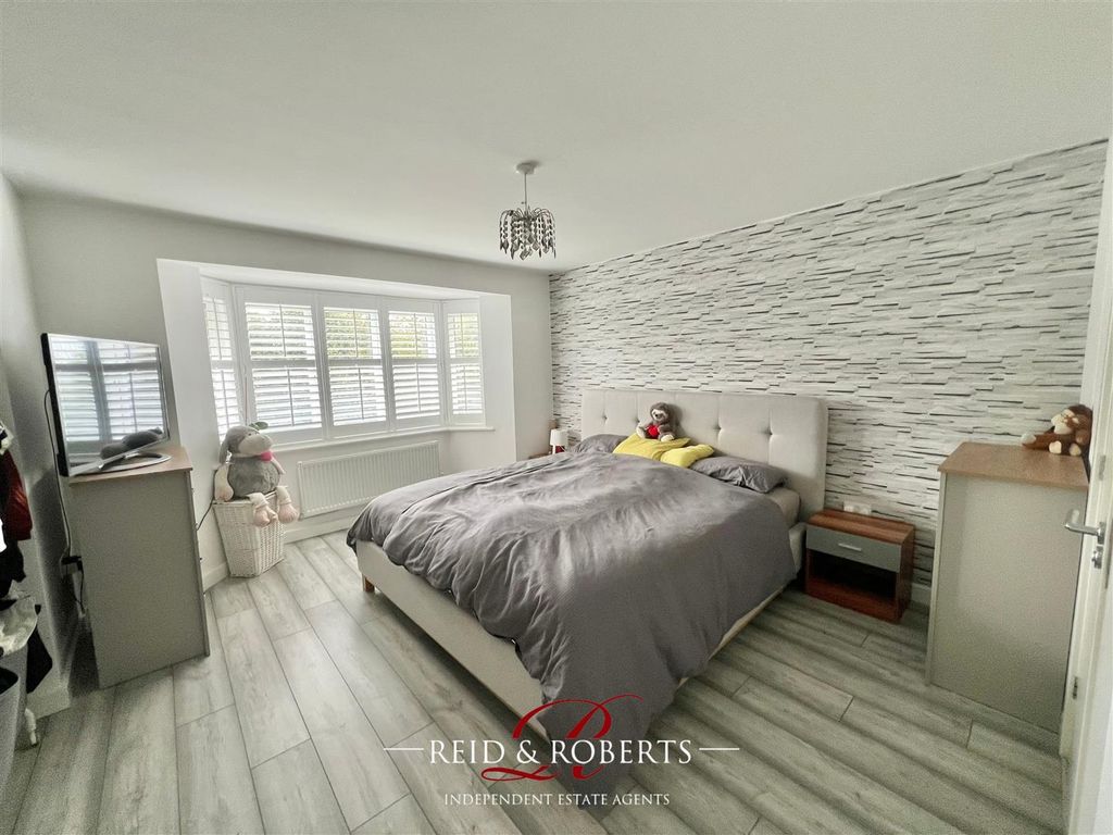 Property photo 3 of 21 4.Jpg