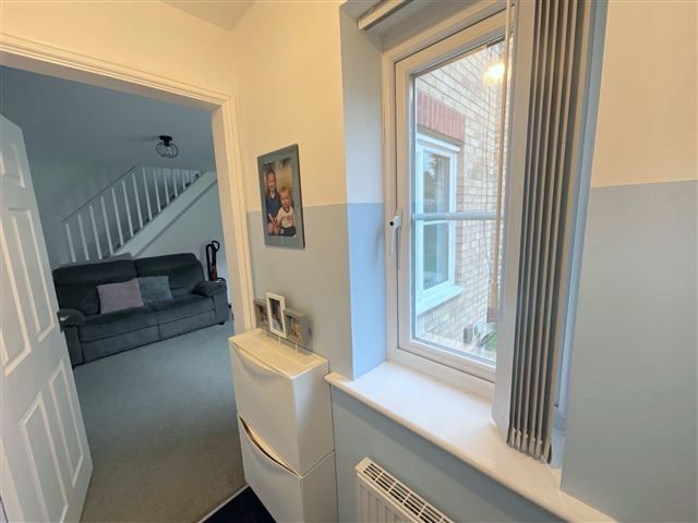 Property photo 2 of 21 Entrance