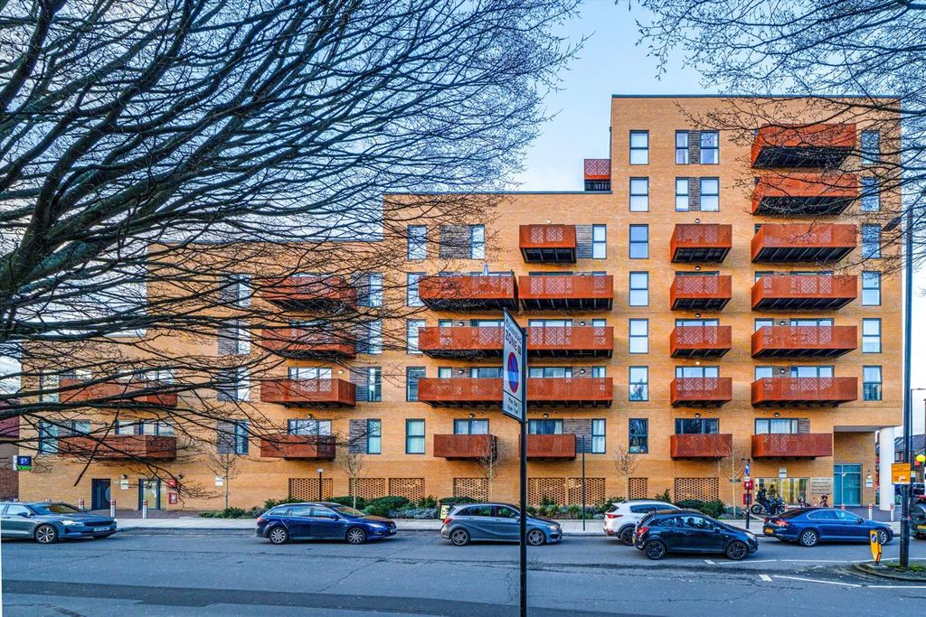 Property photo 1 of 6