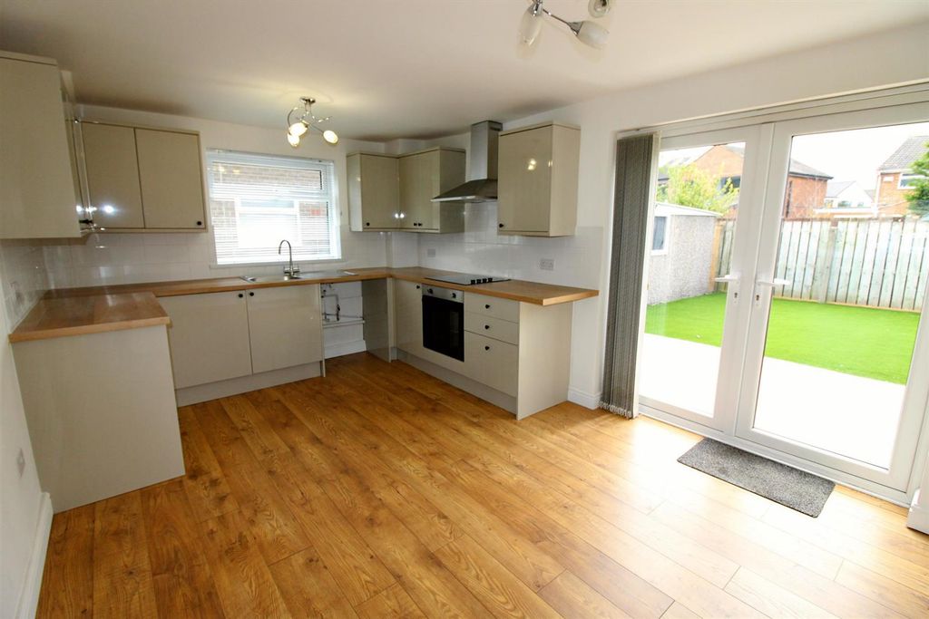 Property photo 2 of 13 Kitchen.Jpg