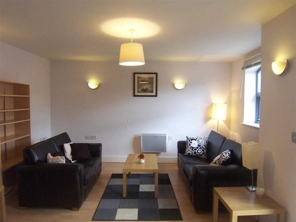 Property photo 2 of 6