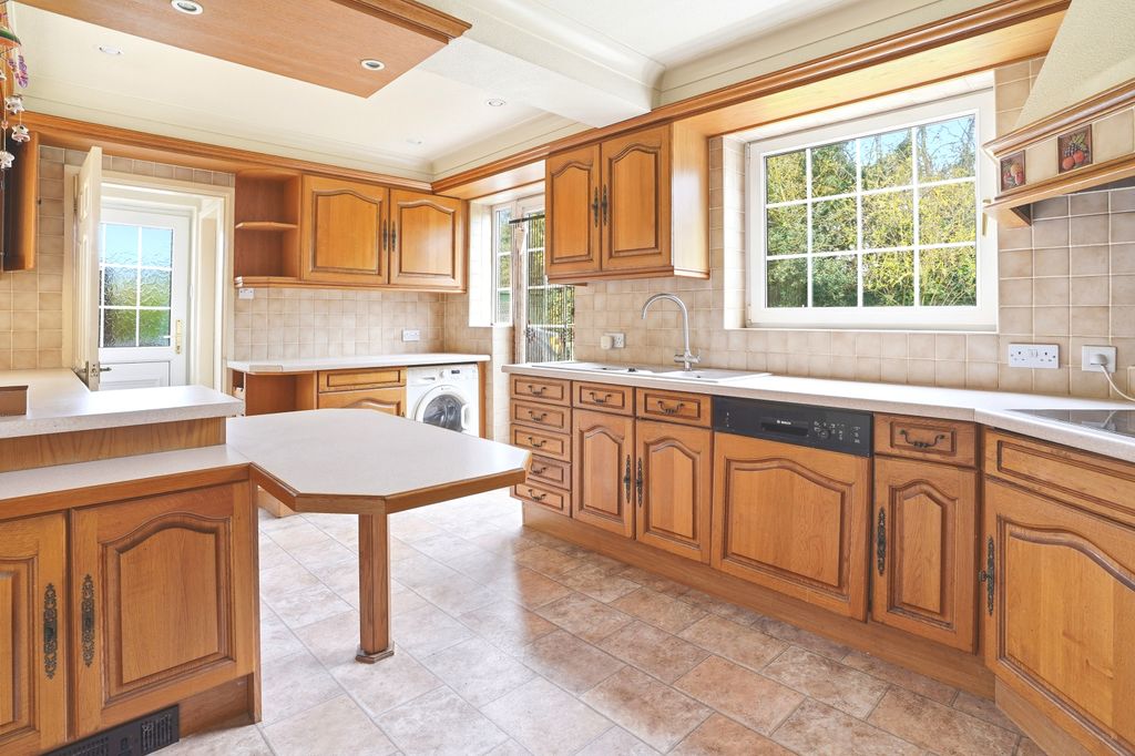 Property photo 2 of 24 Dsc07110