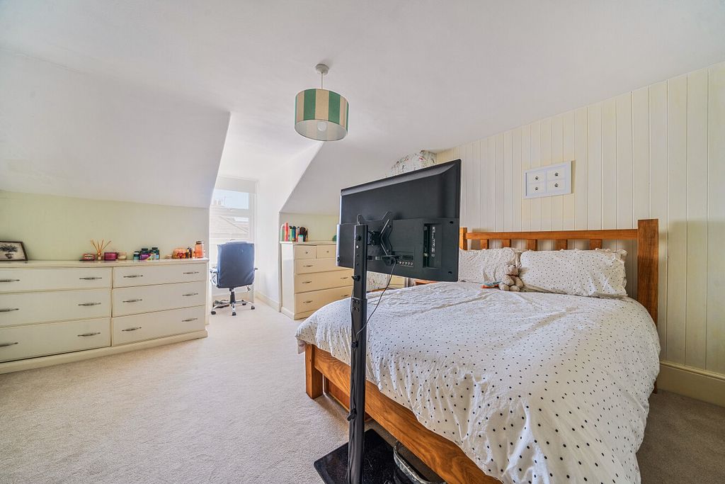 Property photo 2 of 13 1449554-14-69Eb3A...