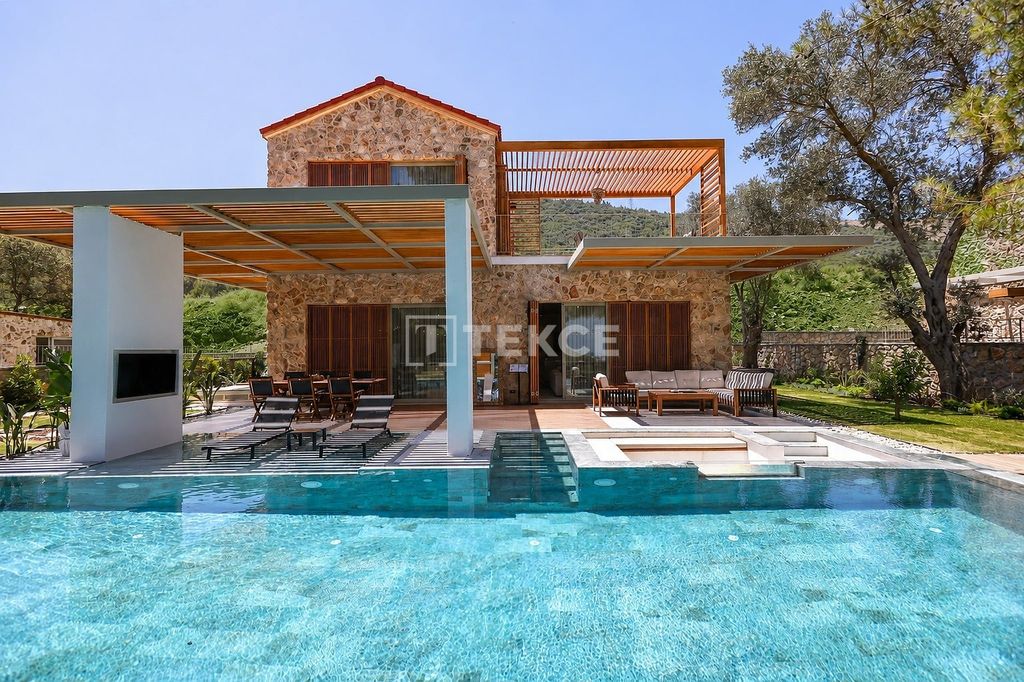 Property photo 1 of 39