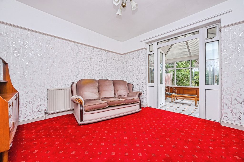 Property photo 3 of 17 Photo