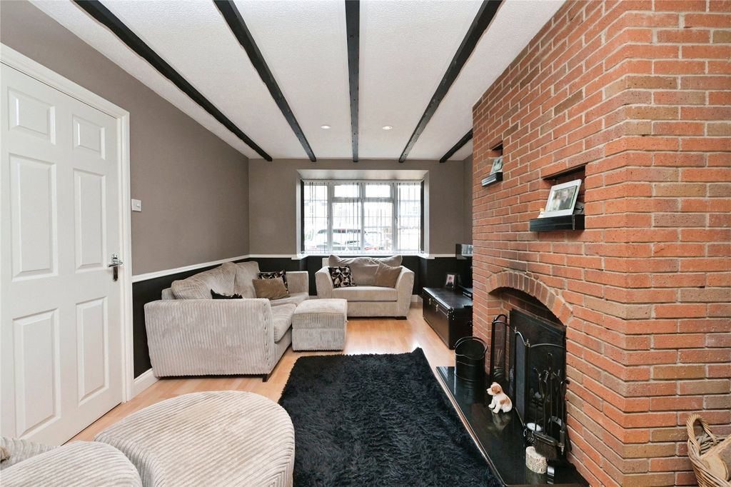 Property photo 2 of 17 Lounge Diner