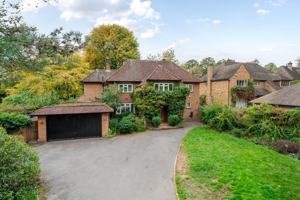 Property photo 1 of 11