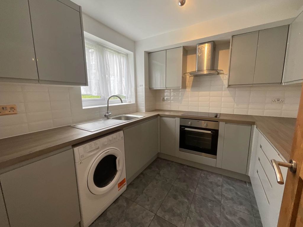 Property photo 2 of 6 Img_4440