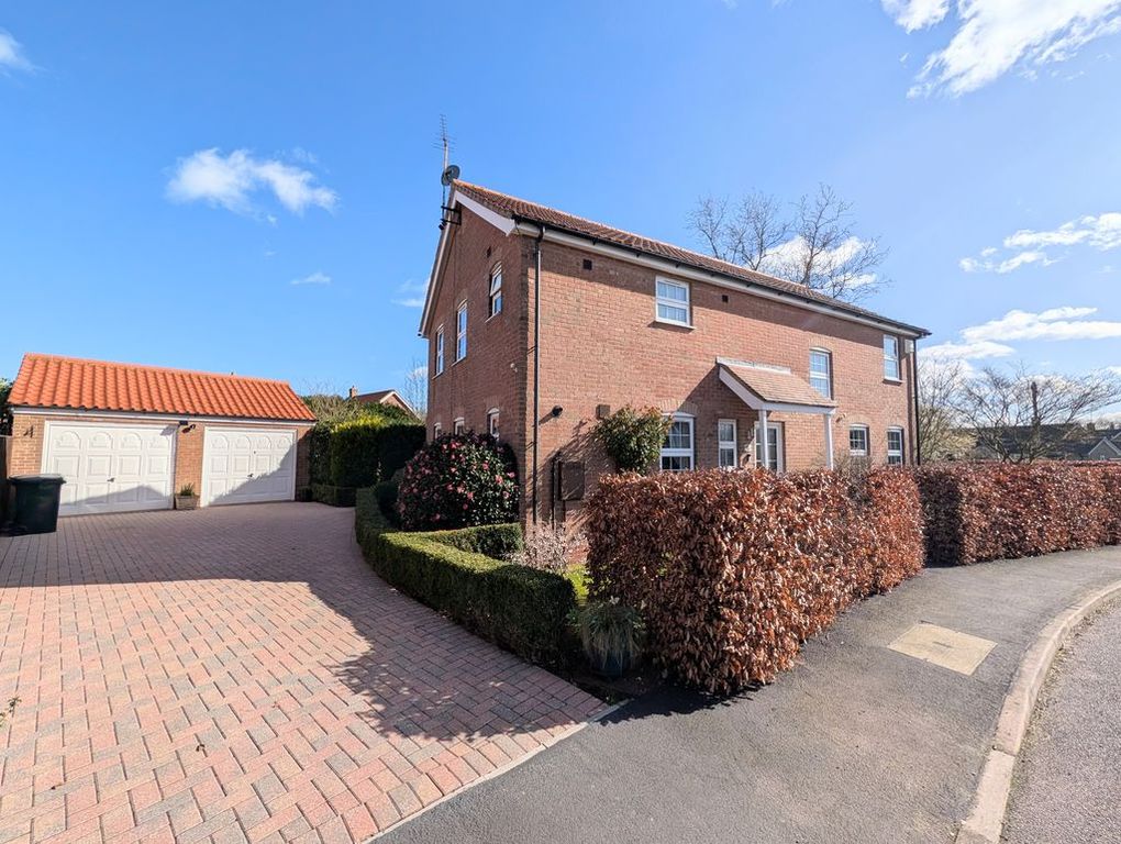 Property photo 1 of 29 Front