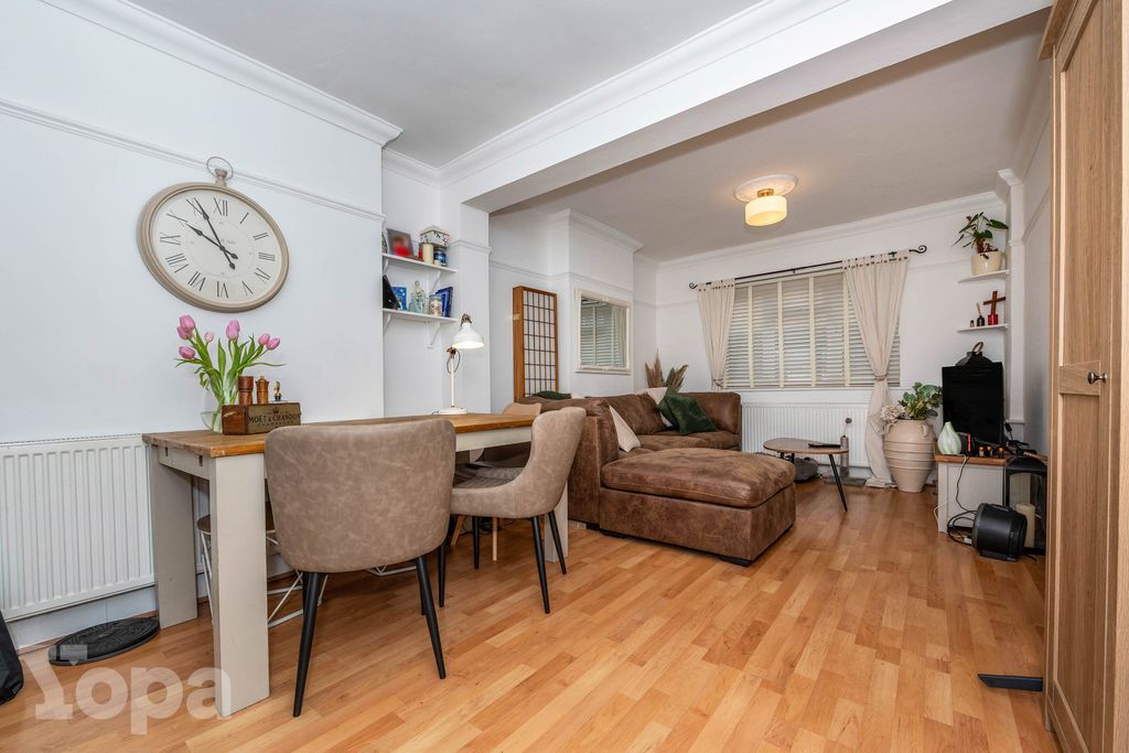 Property photo 2 of 15 Photo #2