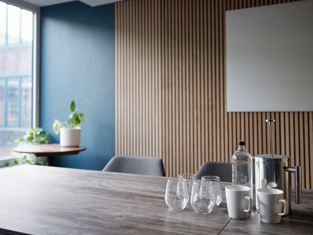 Property photo 3 of 12 Boardroom