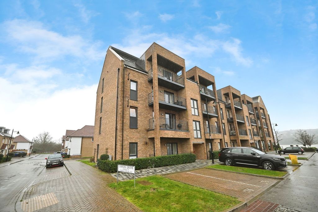 Property photo 1 of 13