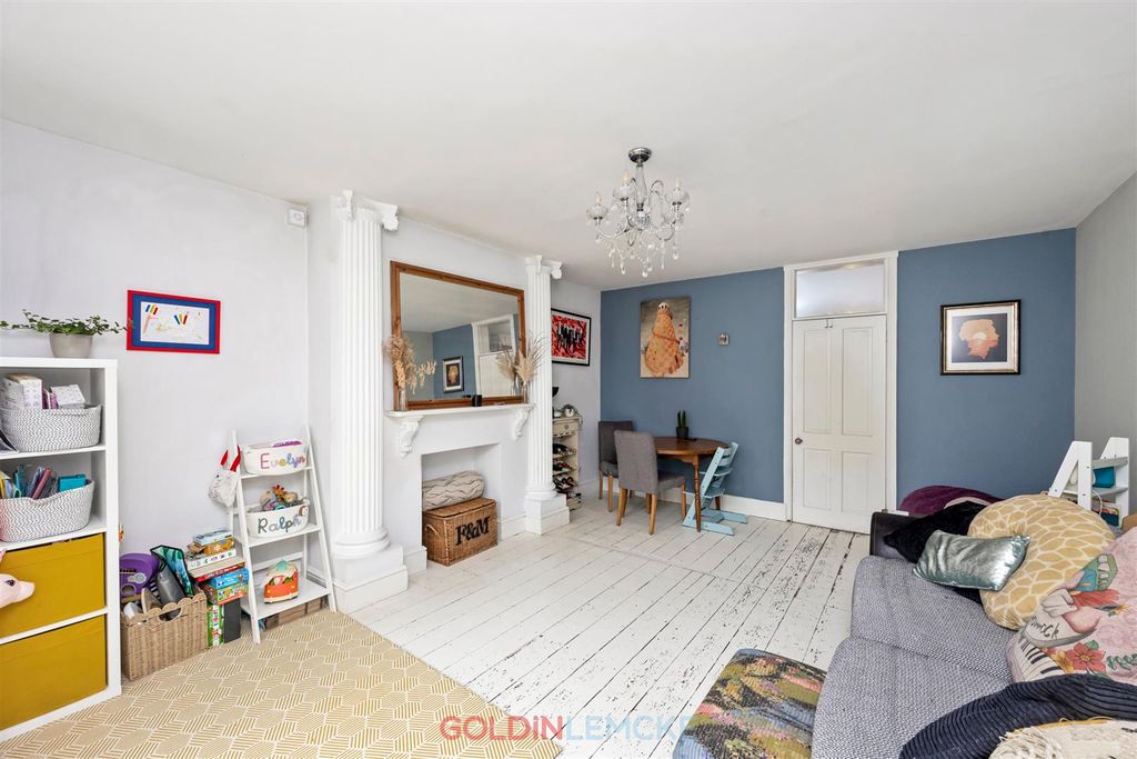 Property photo 3 of 16 Reception Room