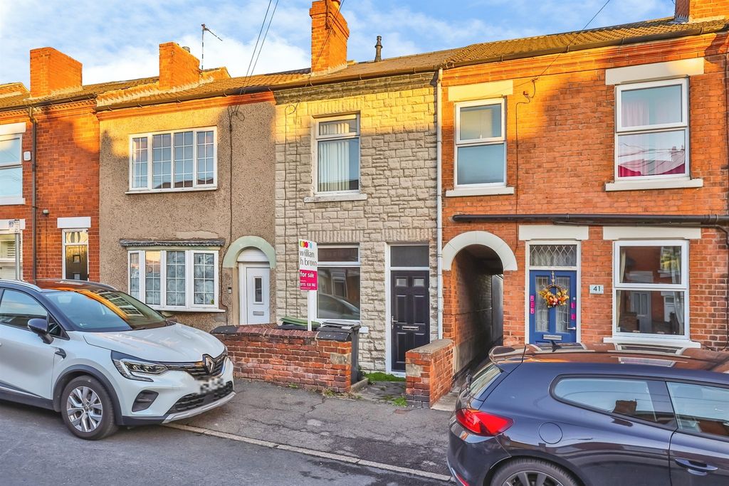 Property photo 1 of 16
