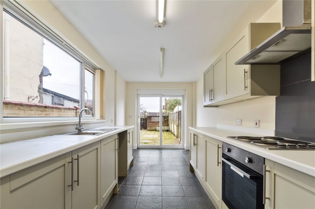 Property photo 2 of 8 Picture No. 03