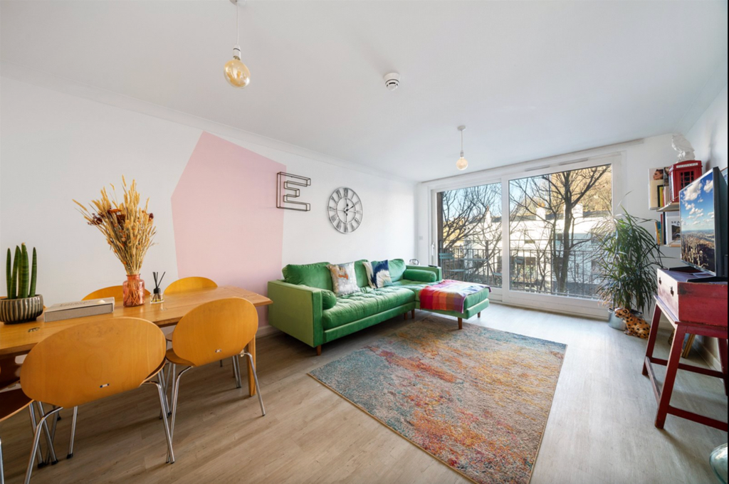 Property photo 1 of 11 Flat 201 Wharf Road Living Room 3.Png