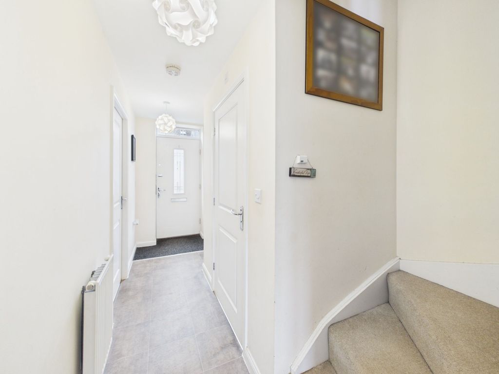 Property photo 3 of 26