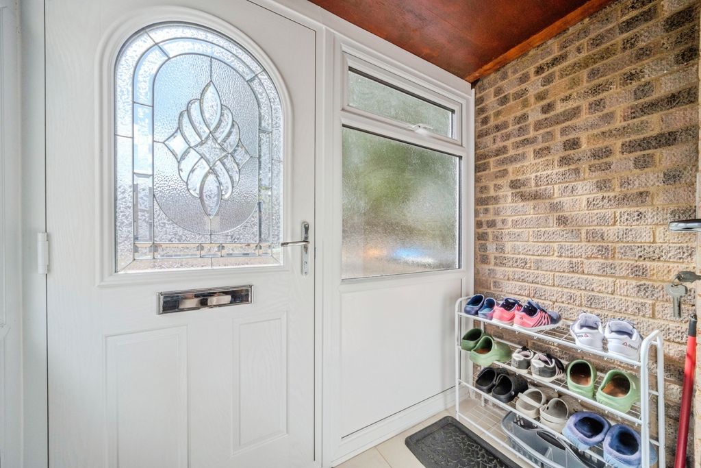 Property photo 2 of 19 Pbox-Img.Jpg