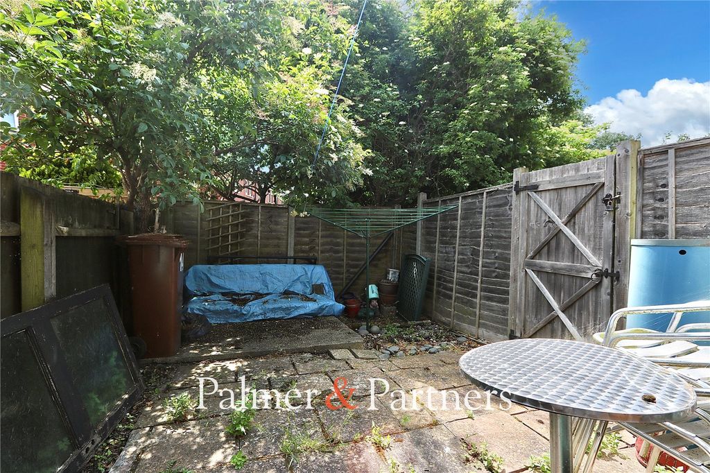 Property photo 2 of 14 Picture No. 01
