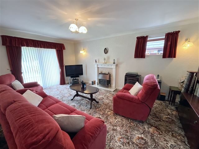 Property photo 2 of 21 Living Room