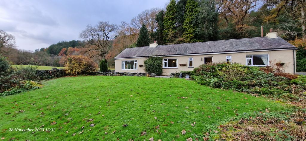 Property photo 1 of 35