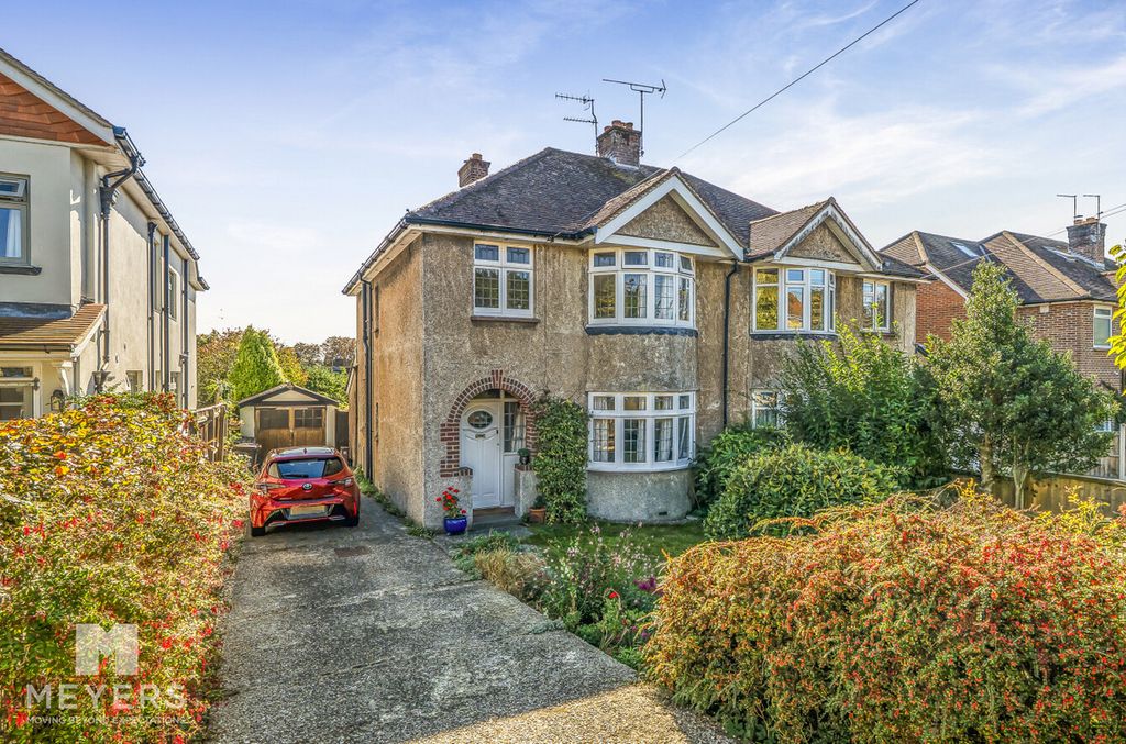 Property photo 1 of 13