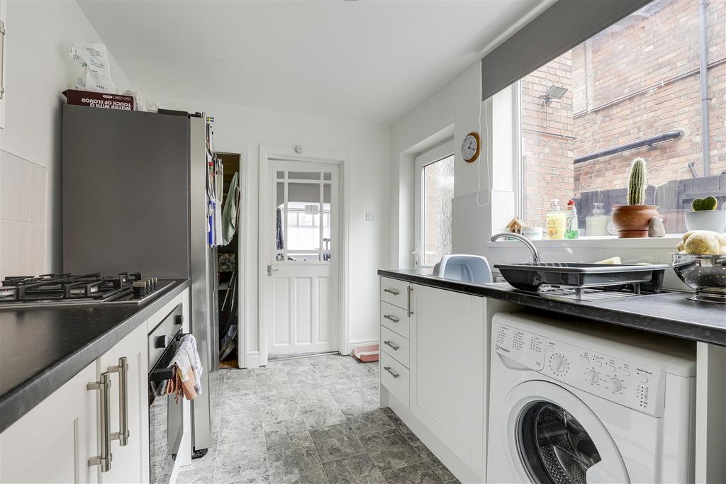 Property photo 3 of 14 08.Jpg