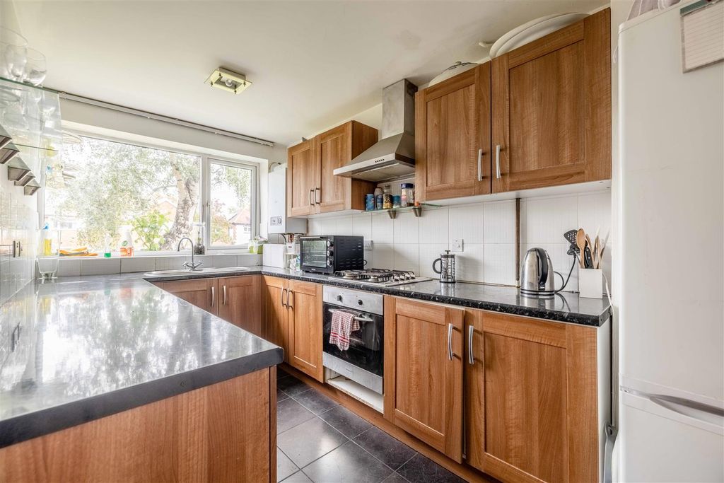 Property photo 2 of 10 521CD (4 Of 12).Jpg