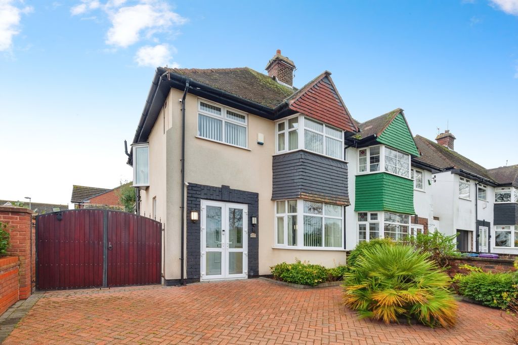 Property photo 1 of 18 Pbox-Img.Jpg