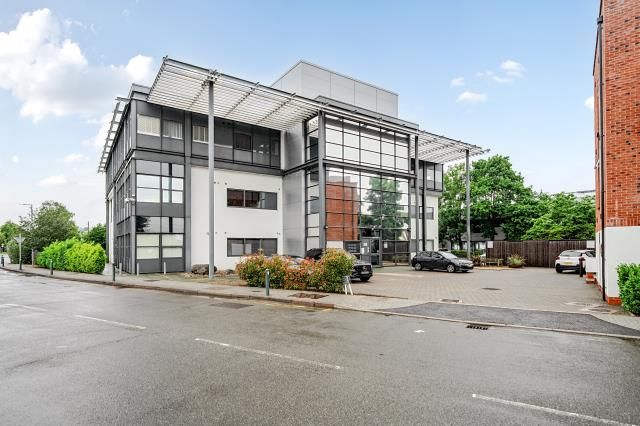 Property photo 1 of 20 External Shot