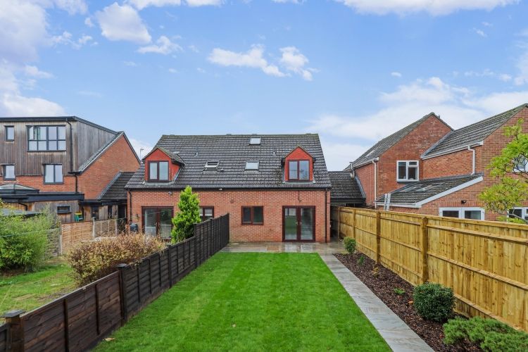 Property photo 3 of 9 341565