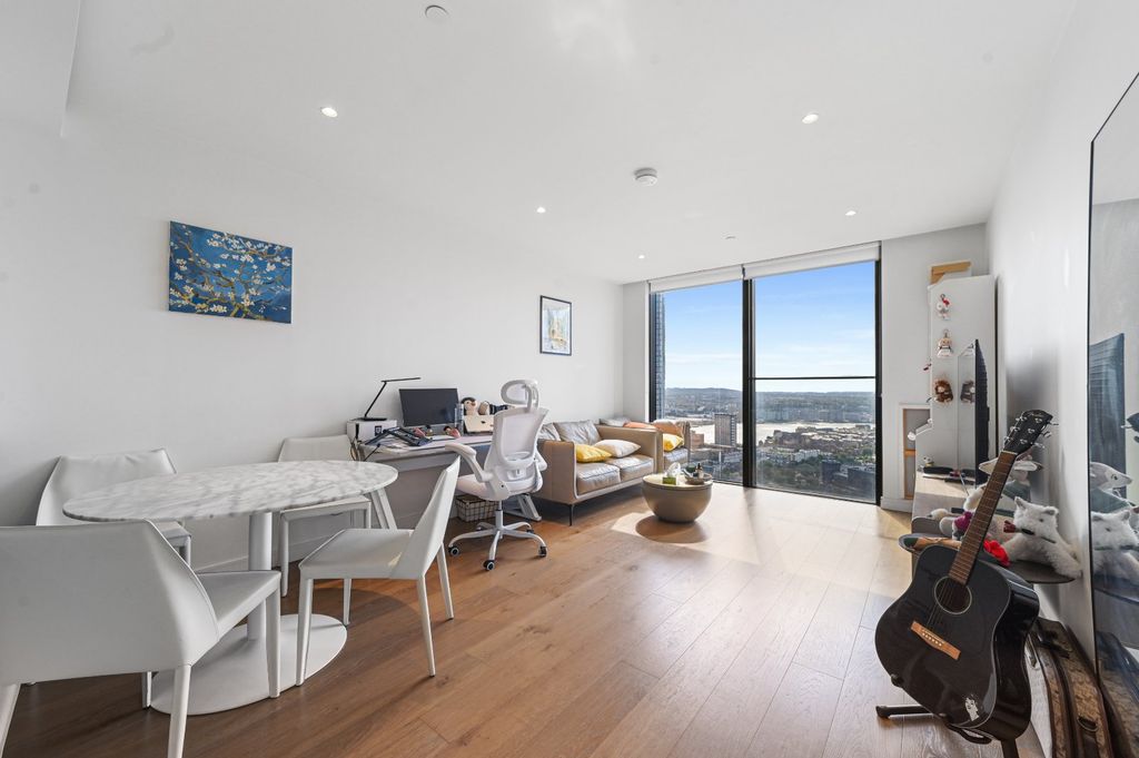 Property photo 1 of 11 Reception Room