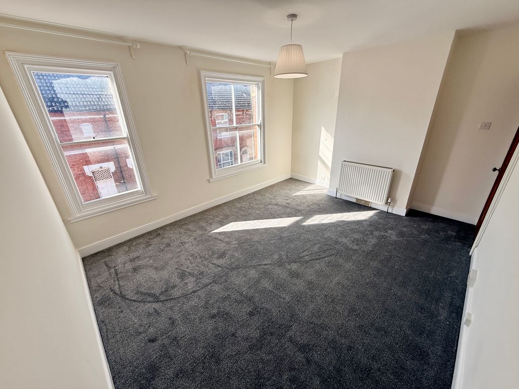 Property photo 2 of 26 Image