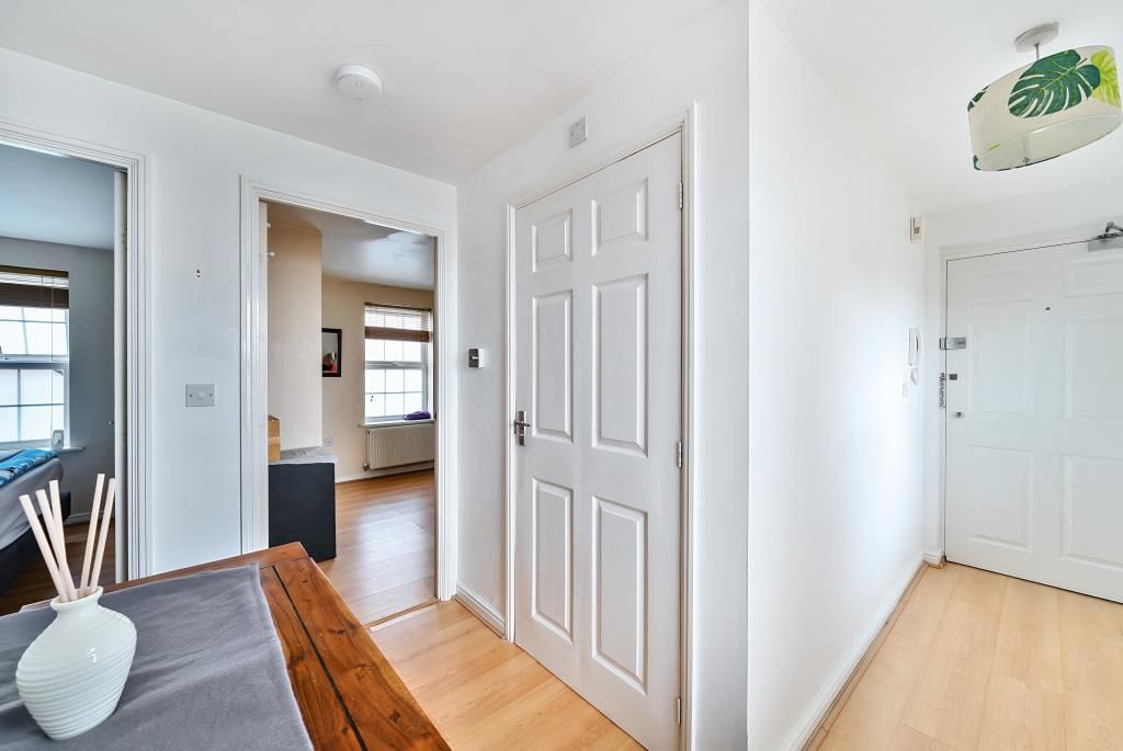 Property photo 3 of 18 Internal View