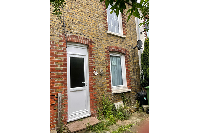 Property photo 1 of 10 Photo