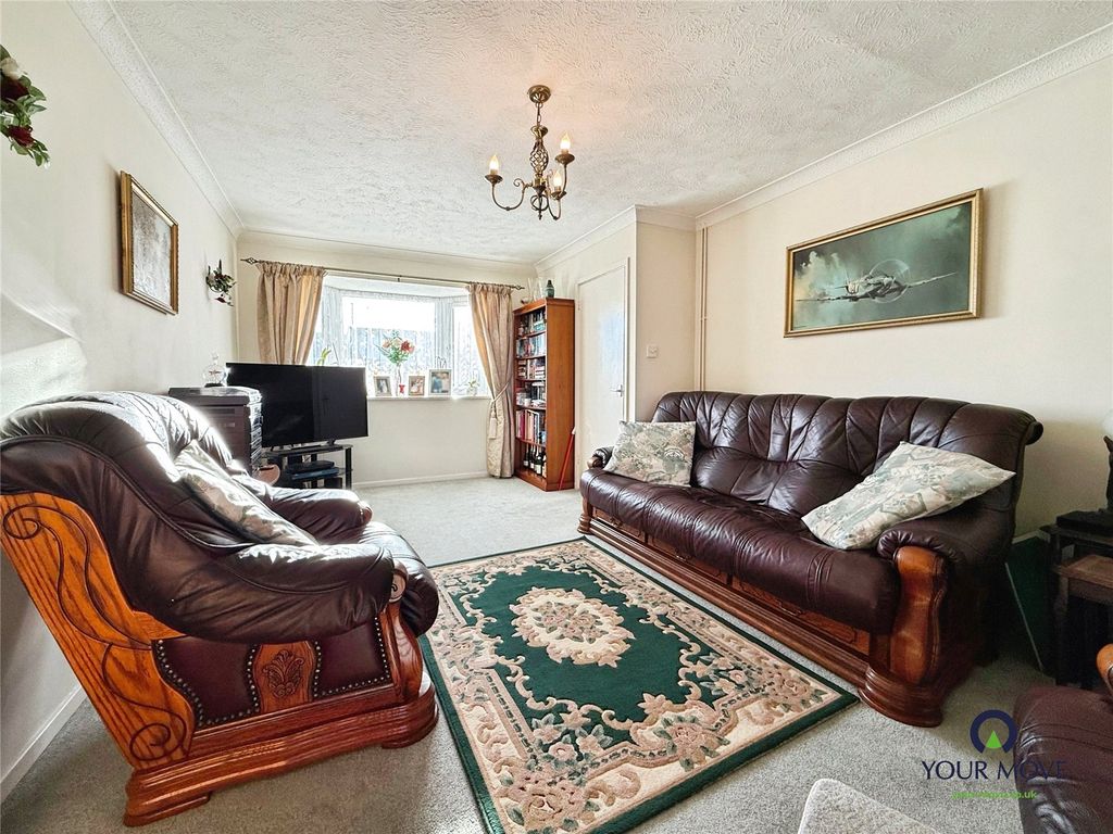 Property photo 2 of 20 Picture No. 12