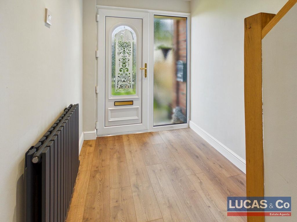 Property photo 3 of 25 Hallway