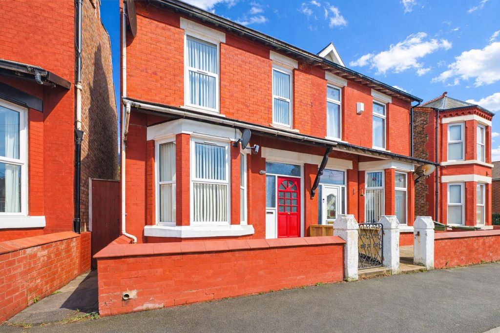 Property photo 1 of 41 B7A3B5cc-A0B2-47d8-Af9d-F8F39Abc018F.Png