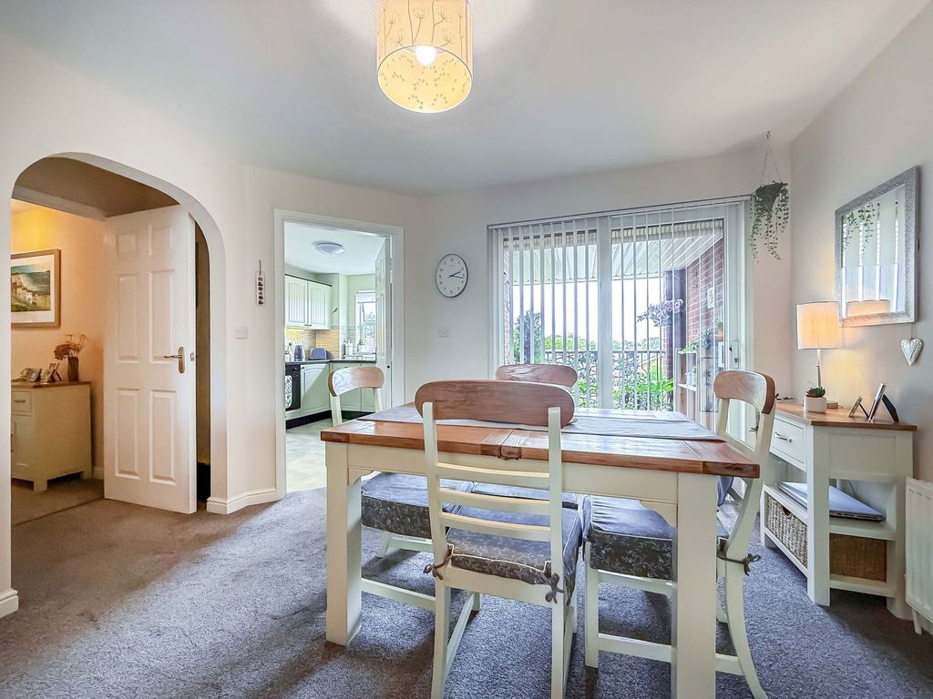 Property photo 3 of 24