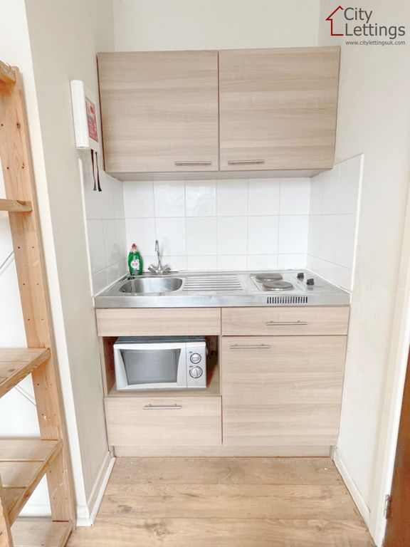 Property photo 2 of 3