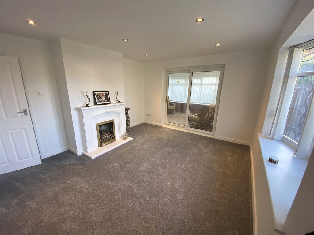 Property photo 3 of 27 Picture No. 17